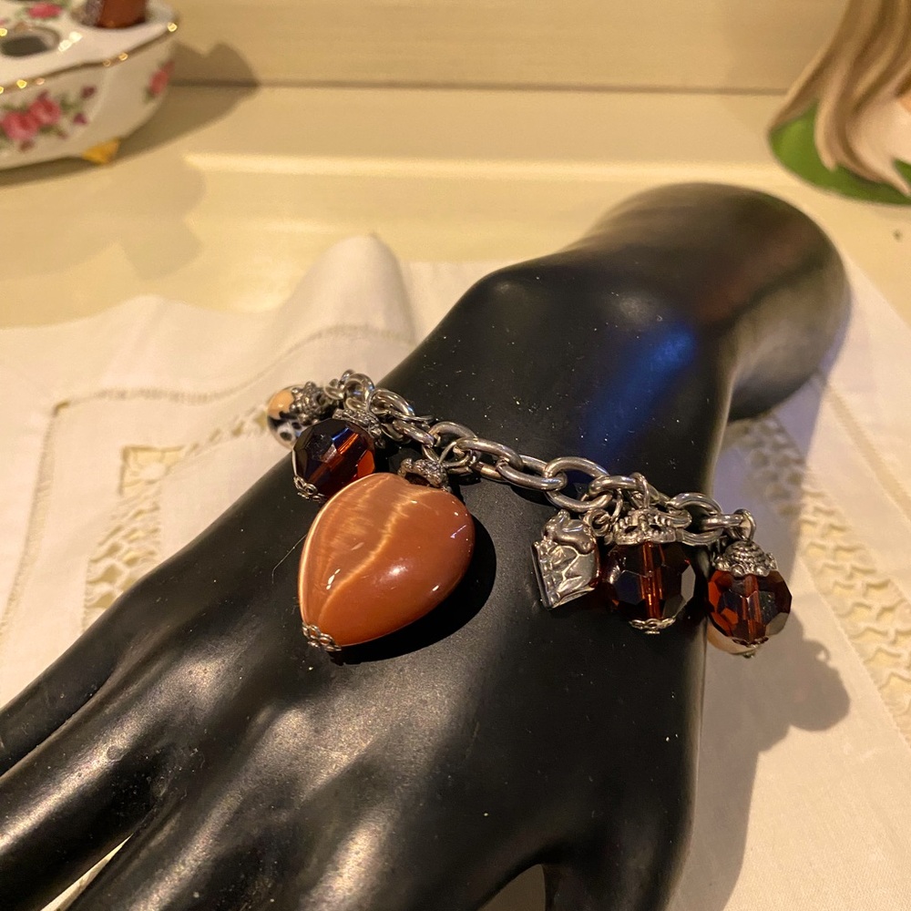 HEART CHARM BRACELET GOLD TONE COLORS